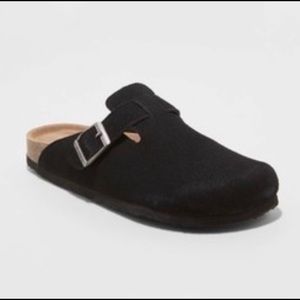 Mad Love Tina Clogs Black Micro suede